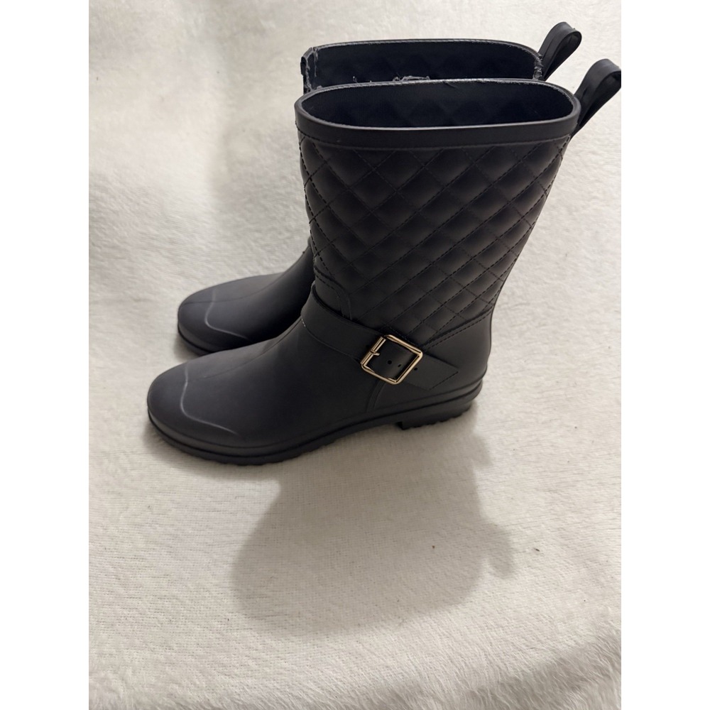 Capelli New York Quilted Rain Boots Womens 9 Black Rubber Buckle Mid Calf